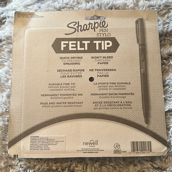 Sharpie bundle - Picture 5 of 9